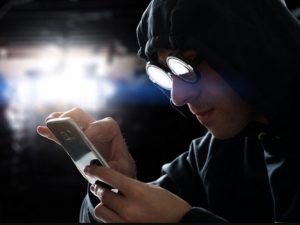 How to protect your smartphone against hackers - hacker, Hackern